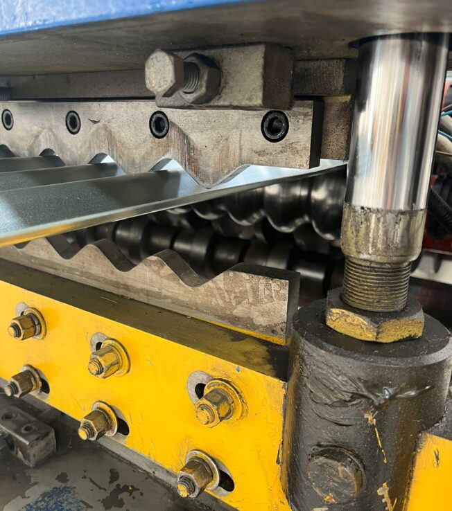 Trapezoid&Gutter Line - 1x1250x10ton