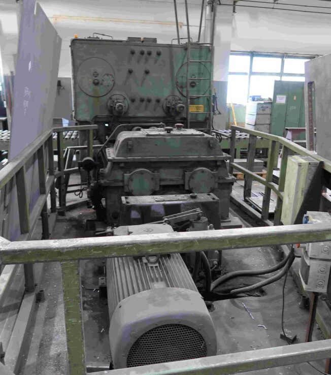 UBR Straightener 25x2050x51ton